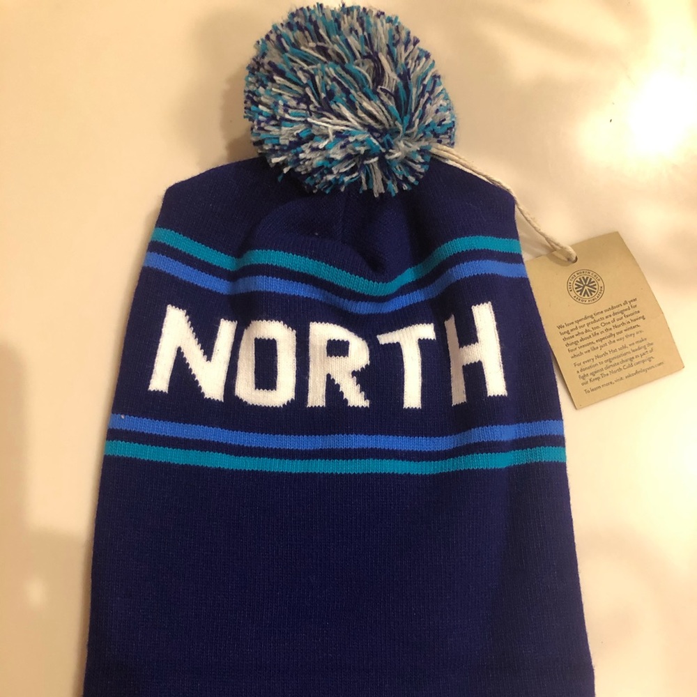 Askov finlayson North beanie NWT